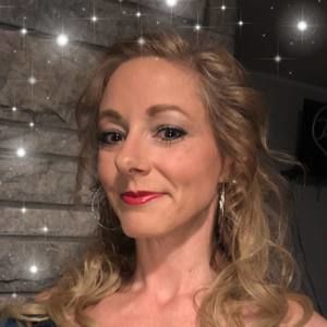 Meet your Posher, Traci